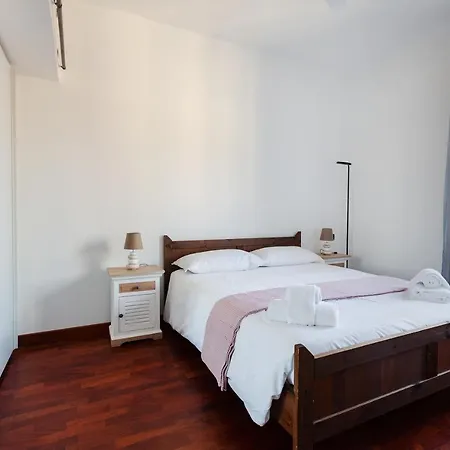 Porta Romana Cosy Nest Apartment