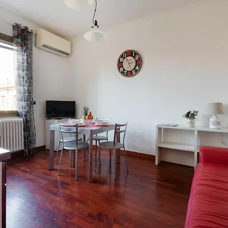 Porta Romana Cosy Nest